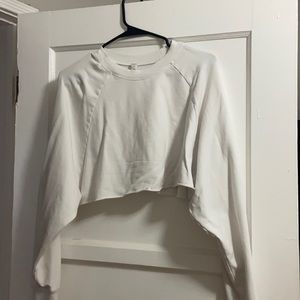 ALO Yoga cropped shirt!